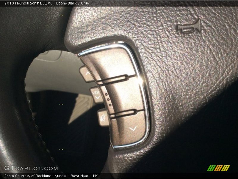 Ebony Black / Gray 2010 Hyundai Sonata SE V6