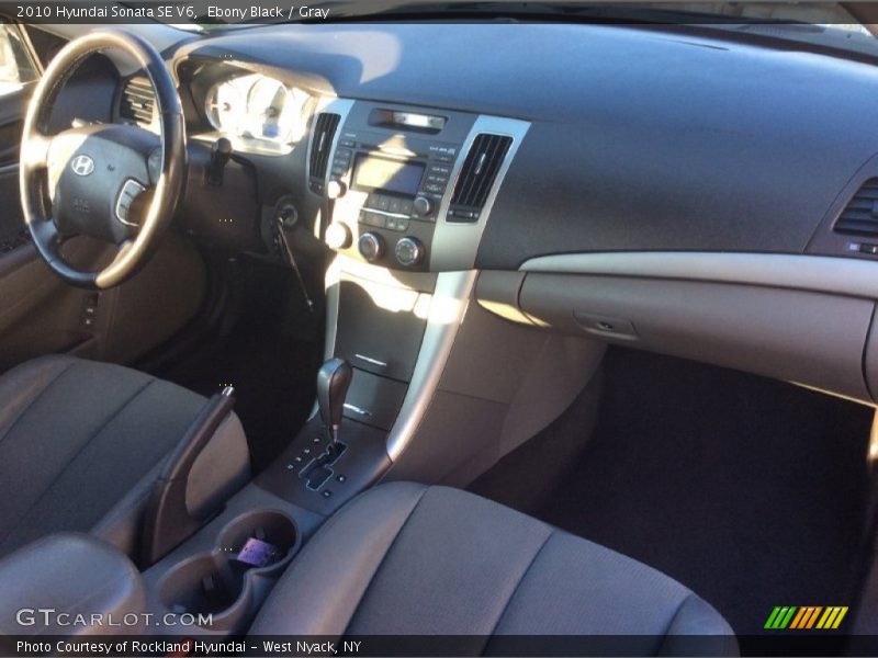 Ebony Black / Gray 2010 Hyundai Sonata SE V6