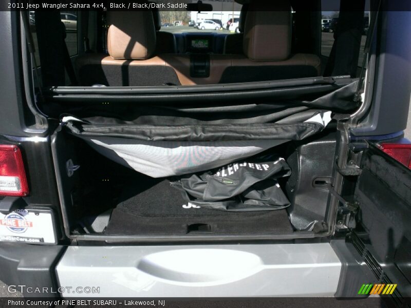 Black / Black/Dark Saddle 2011 Jeep Wrangler Sahara 4x4