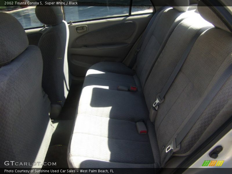 Super White / Black 2002 Toyota Corolla S