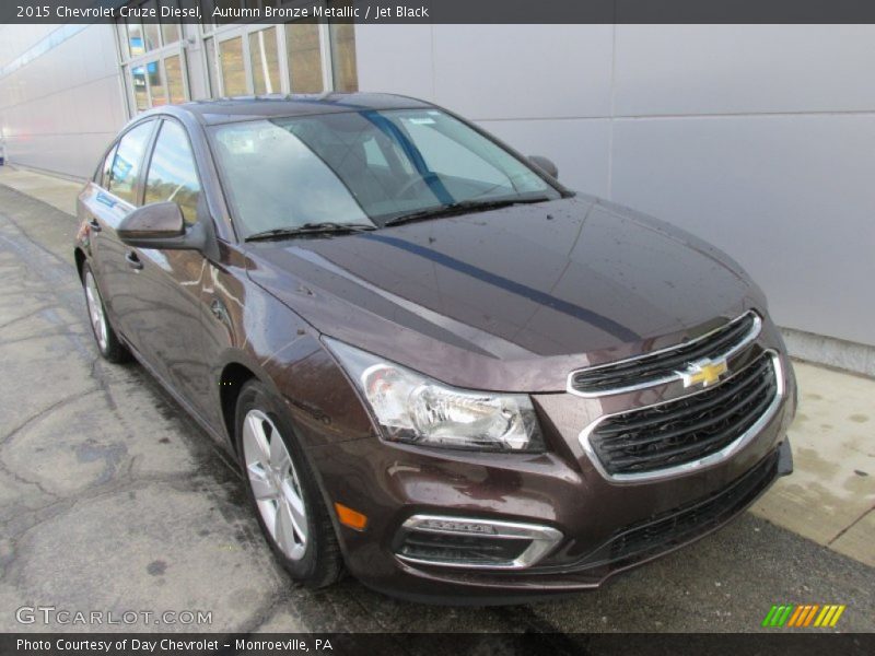 Front 3/4 View of 2015 Cruze Diesel