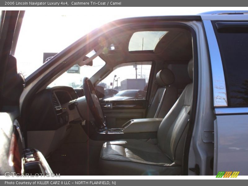 Cashmere Tri-Coat / Camel 2006 Lincoln Navigator Luxury 4x4
