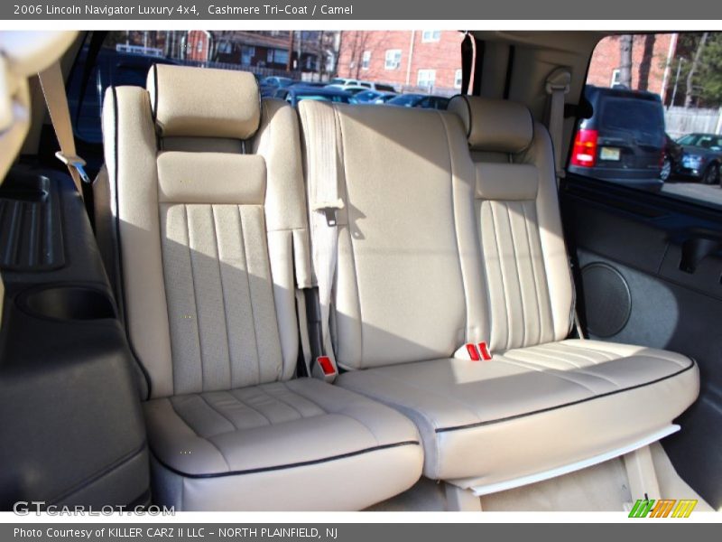 Cashmere Tri-Coat / Camel 2006 Lincoln Navigator Luxury 4x4