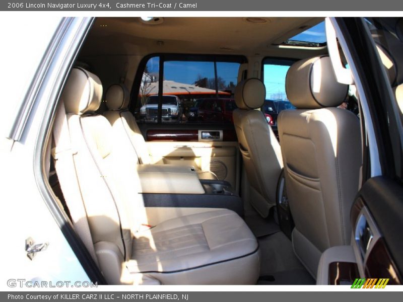 Cashmere Tri-Coat / Camel 2006 Lincoln Navigator Luxury 4x4