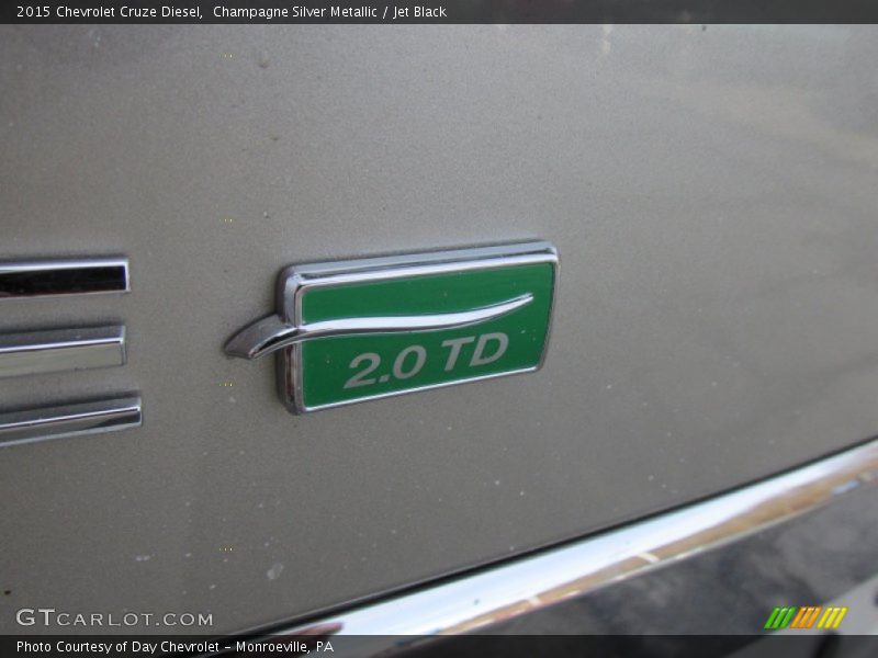Champagne Silver Metallic / Jet Black 2015 Chevrolet Cruze Diesel