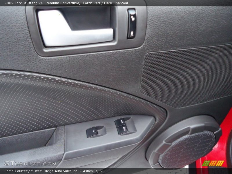 Torch Red / Dark Charcoal 2009 Ford Mustang V6 Premium Convertible