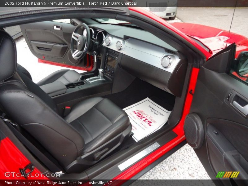 Torch Red / Dark Charcoal 2009 Ford Mustang V6 Premium Convertible