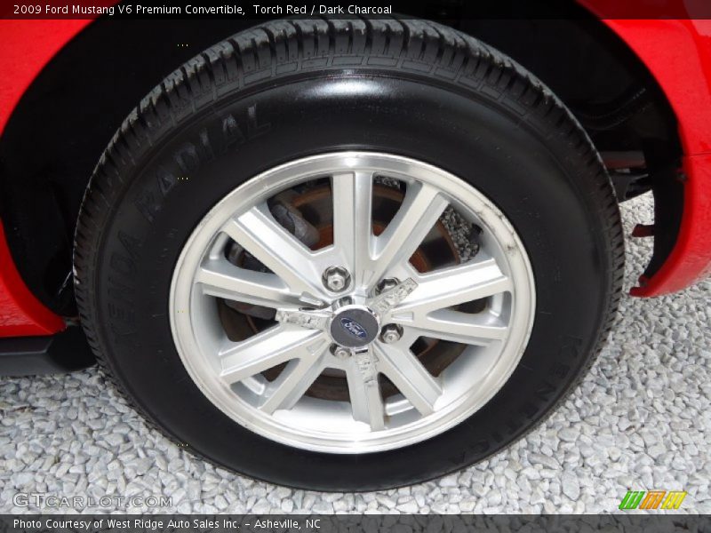 Torch Red / Dark Charcoal 2009 Ford Mustang V6 Premium Convertible