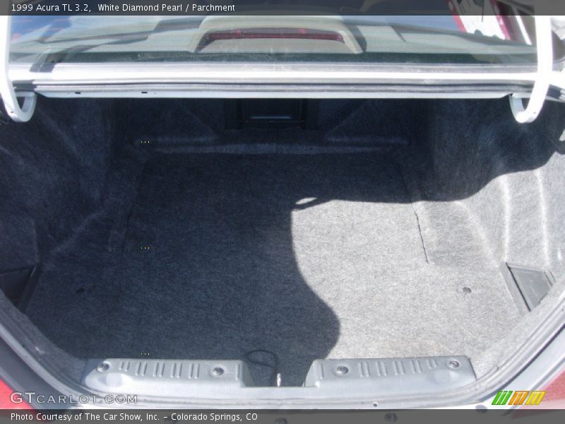White Diamond Pearl / Parchment 1999 Acura TL 3.2