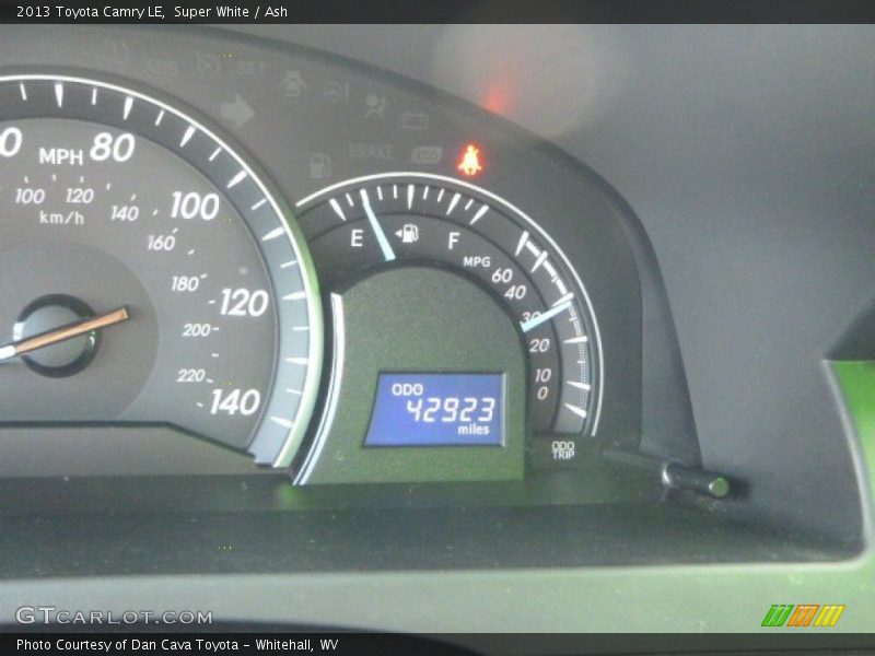 Super White / Ash 2013 Toyota Camry LE