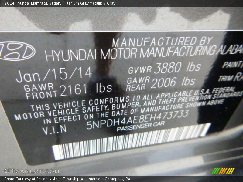 Titanium Gray Metallic / Gray 2014 Hyundai Elantra SE Sedan