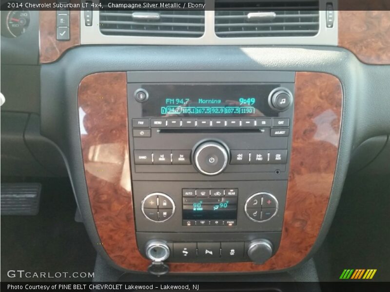 Champagne Silver Metallic / Ebony 2014 Chevrolet Suburban LT 4x4