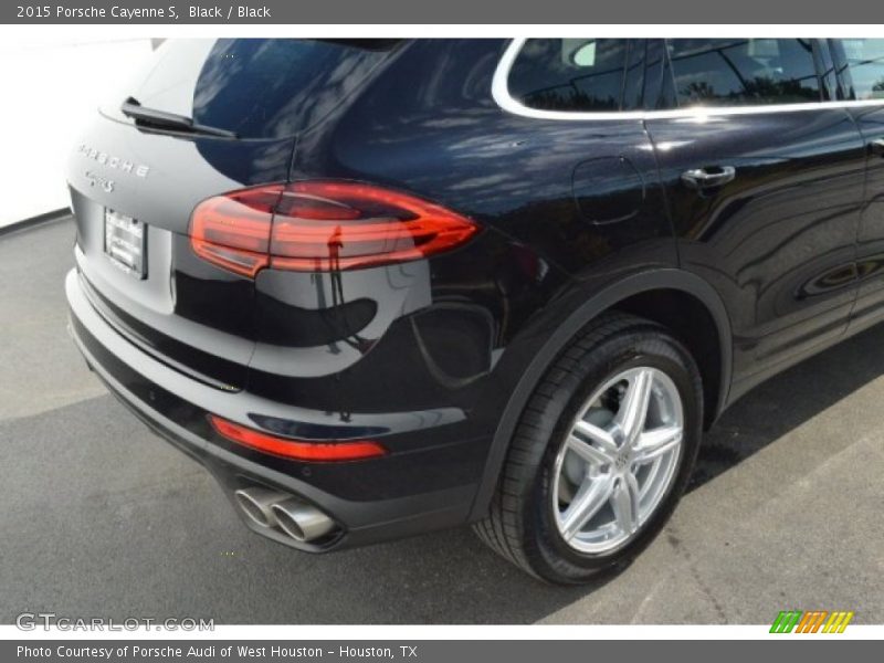 Black / Black 2015 Porsche Cayenne S