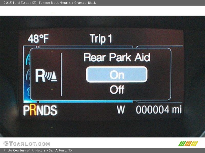 Tuxedo Black Metallic / Charcoal Black 2015 Ford Escape SE