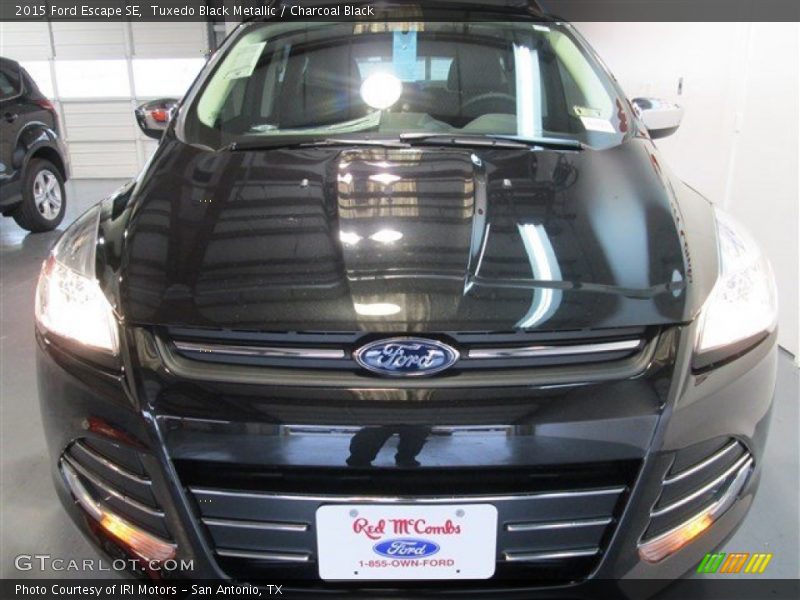 Tuxedo Black Metallic / Charcoal Black 2015 Ford Escape SE