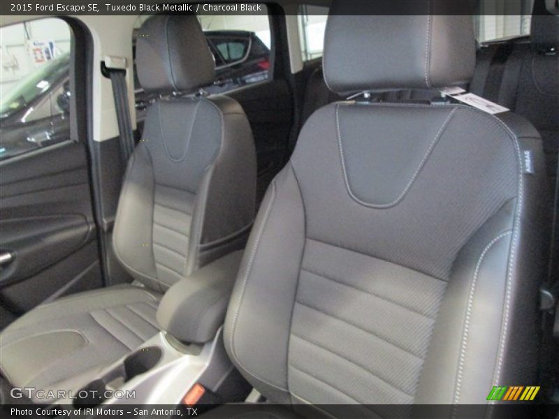 Tuxedo Black Metallic / Charcoal Black 2015 Ford Escape SE
