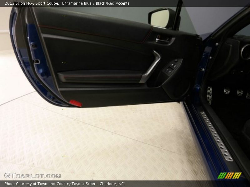 Ultramarine Blue / Black/Red Accents 2013 Scion FR-S Sport Coupe
