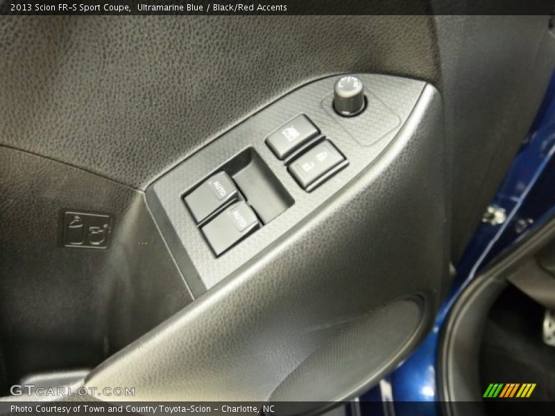 Ultramarine Blue / Black/Red Accents 2013 Scion FR-S Sport Coupe