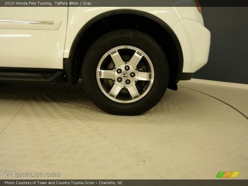 Taffeta White / Gray 2010 Honda Pilot Touring