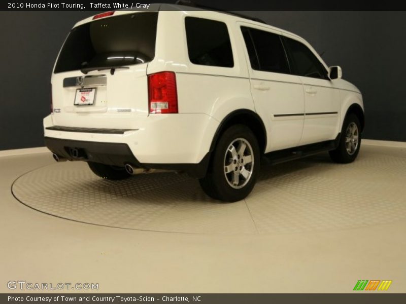 Taffeta White / Gray 2010 Honda Pilot Touring