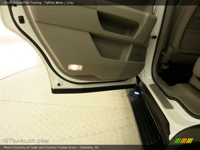 Taffeta White / Gray 2010 Honda Pilot Touring