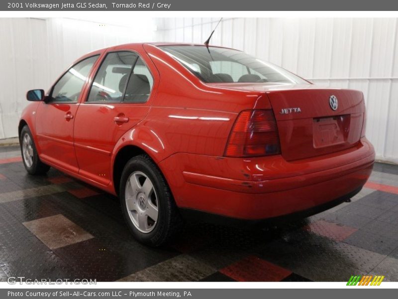 Tornado Red / Grey 2001 Volkswagen Jetta GLS Sedan