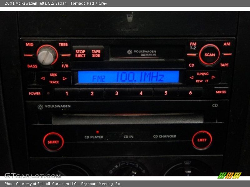 Tornado Red / Grey 2001 Volkswagen Jetta GLS Sedan