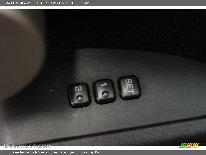 Smoke Gray Metallic / Rouge 2004 Nissan Quest 3.5 SE
