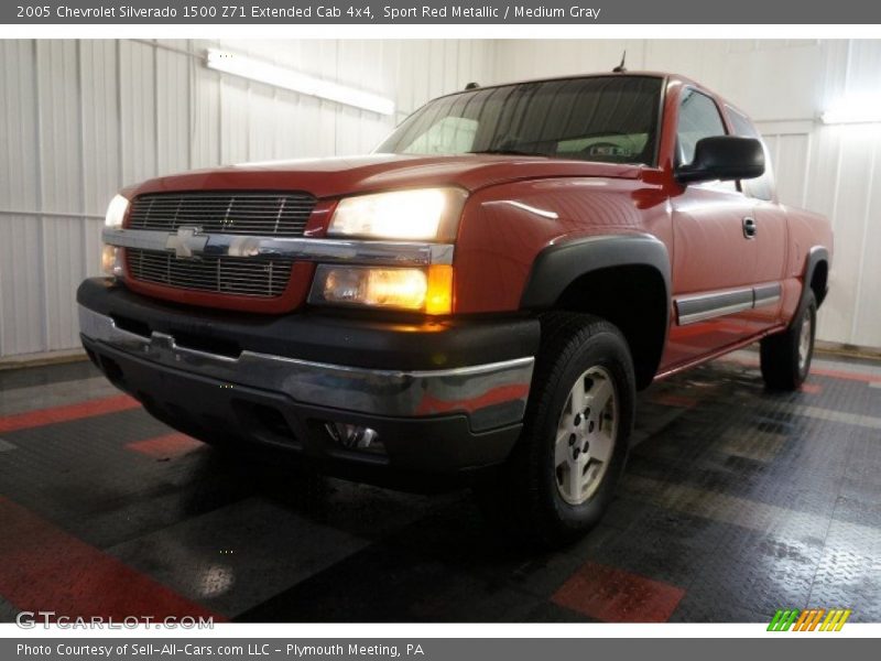 Sport Red Metallic / Medium Gray 2005 Chevrolet Silverado 1500 Z71 Extended Cab 4x4