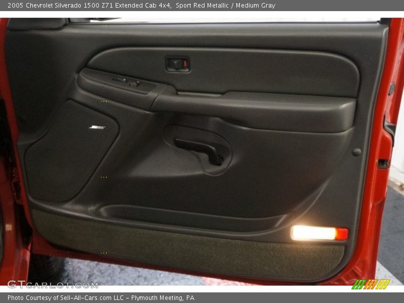 Sport Red Metallic / Medium Gray 2005 Chevrolet Silverado 1500 Z71 Extended Cab 4x4
