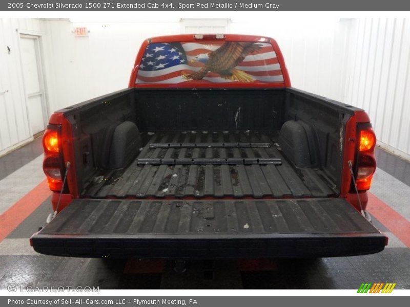 Sport Red Metallic / Medium Gray 2005 Chevrolet Silverado 1500 Z71 Extended Cab 4x4