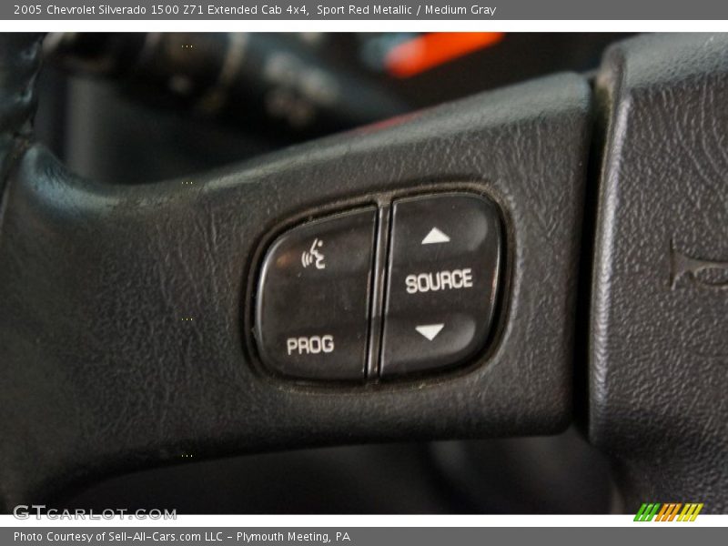 Sport Red Metallic / Medium Gray 2005 Chevrolet Silverado 1500 Z71 Extended Cab 4x4