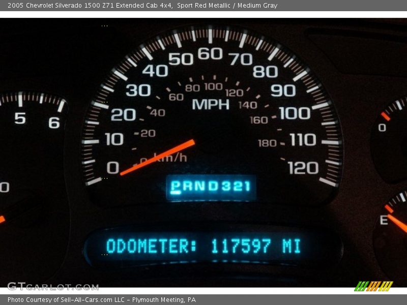 Sport Red Metallic / Medium Gray 2005 Chevrolet Silverado 1500 Z71 Extended Cab 4x4