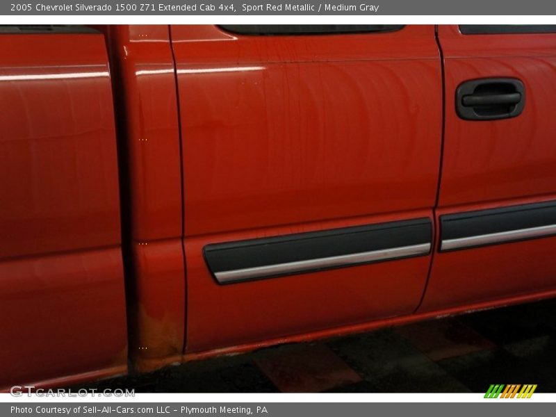 Sport Red Metallic / Medium Gray 2005 Chevrolet Silverado 1500 Z71 Extended Cab 4x4