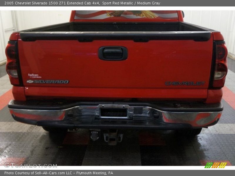 Sport Red Metallic / Medium Gray 2005 Chevrolet Silverado 1500 Z71 Extended Cab 4x4