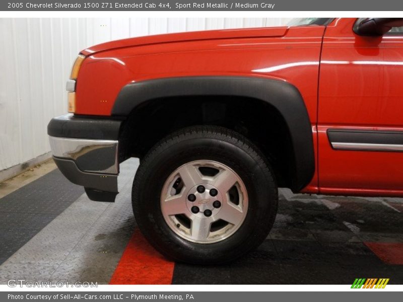 Sport Red Metallic / Medium Gray 2005 Chevrolet Silverado 1500 Z71 Extended Cab 4x4
