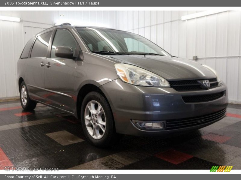 Silver Shadow Pearl / Taupe 2005 Toyota Sienna XLE