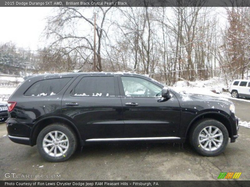 Brilliant Black Crystal Pearl / Black 2015 Dodge Durango SXT AWD