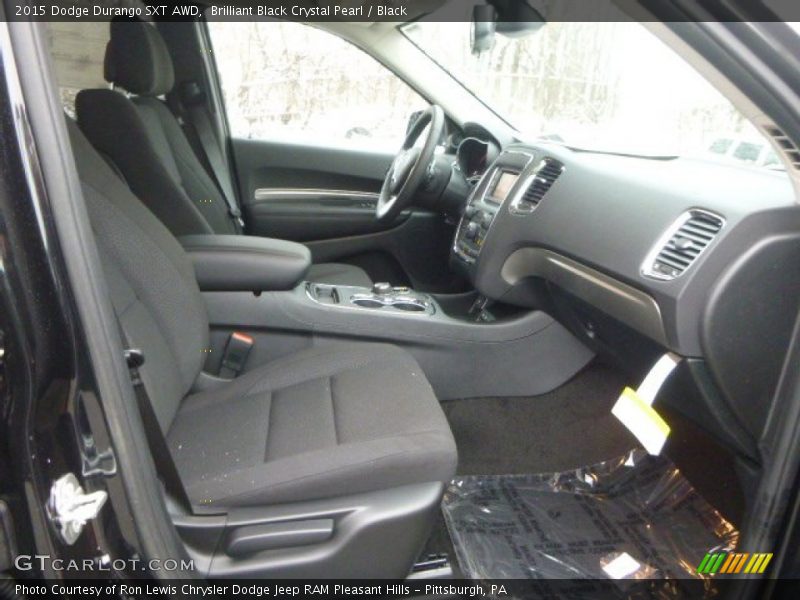 Brilliant Black Crystal Pearl / Black 2015 Dodge Durango SXT AWD