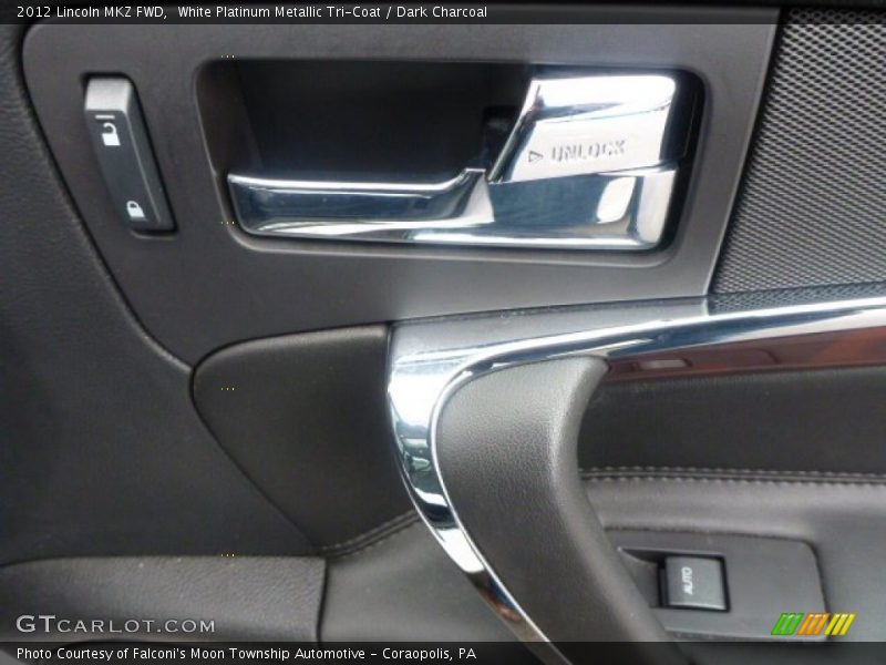 White Platinum Metallic Tri-Coat / Dark Charcoal 2012 Lincoln MKZ FWD