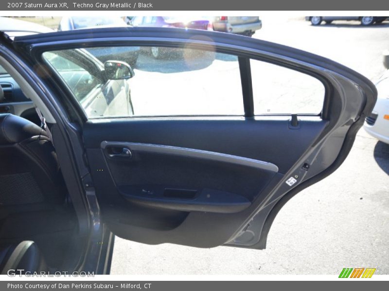 Techno Gray Metallic / Black 2007 Saturn Aura XR