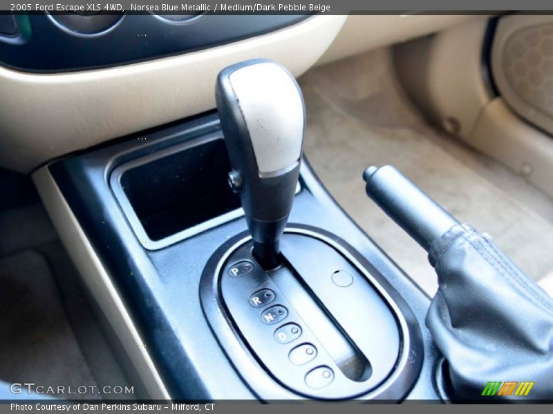 Norsea Blue Metallic / Medium/Dark Pebble Beige 2005 Ford Escape XLS 4WD