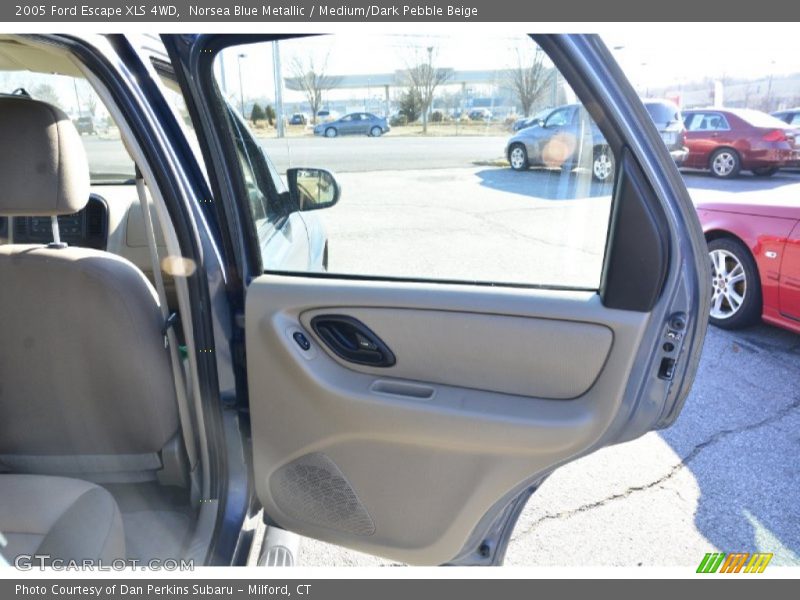 Norsea Blue Metallic / Medium/Dark Pebble Beige 2005 Ford Escape XLS 4WD