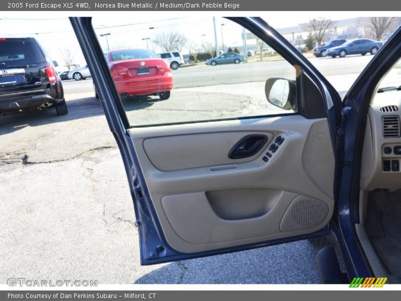 Norsea Blue Metallic / Medium/Dark Pebble Beige 2005 Ford Escape XLS 4WD