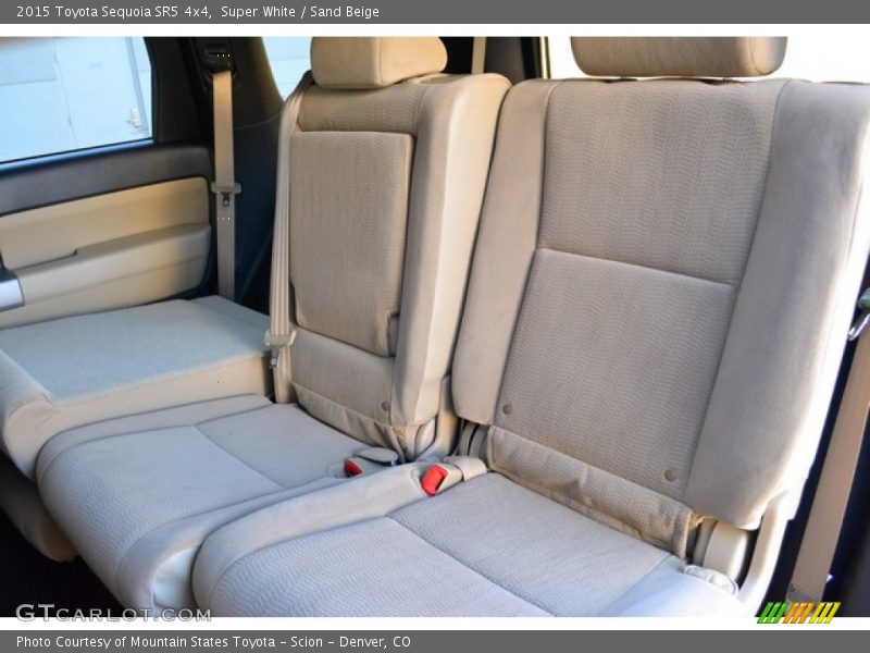 Super White / Sand Beige 2015 Toyota Sequoia SR5 4x4
