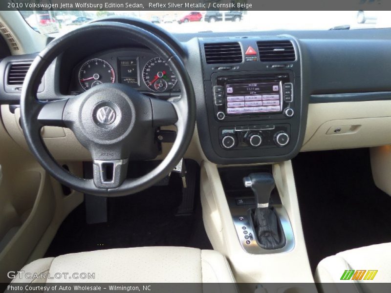Reflex Silver Metallic / Cornsilk Beige 2010 Volkswagen Jetta Wolfsburg Edition Sedan