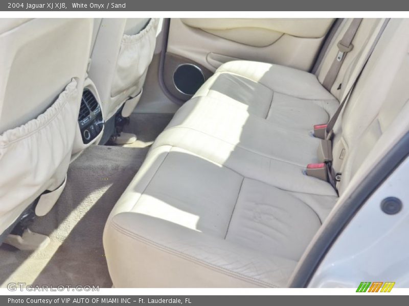 White Onyx / Sand 2004 Jaguar XJ XJ8