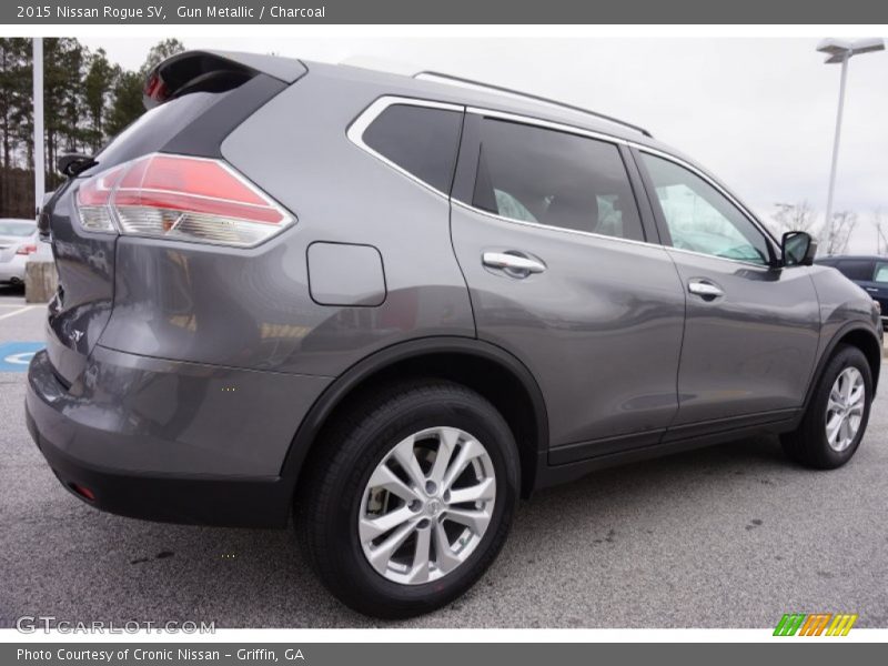 Gun Metallic / Charcoal 2015 Nissan Rogue SV