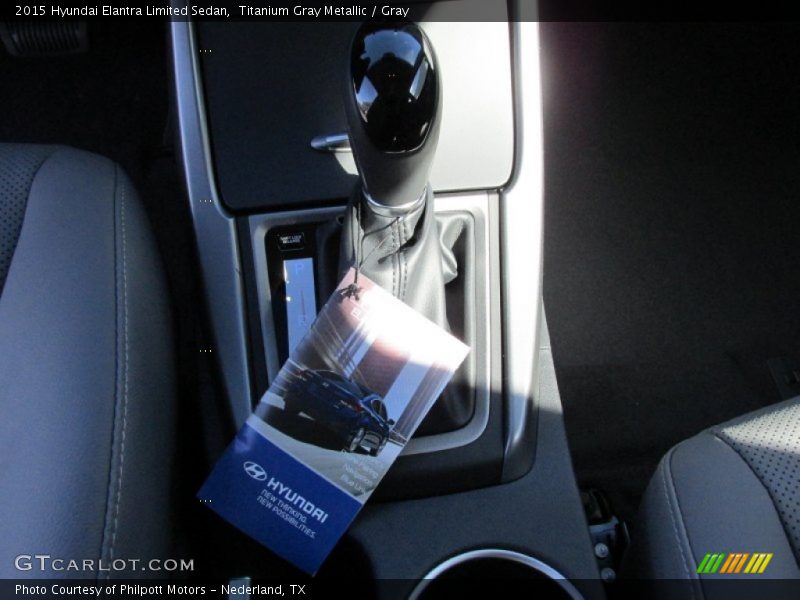 Titanium Gray Metallic / Gray 2015 Hyundai Elantra Limited Sedan