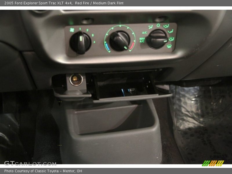 Red Fire / Medium Dark Flint 2005 Ford Explorer Sport Trac XLT 4x4